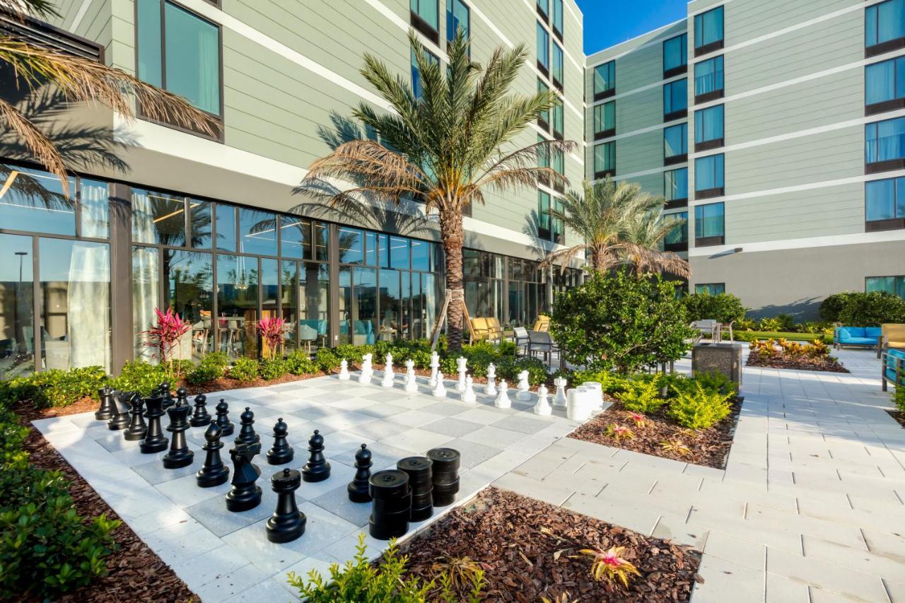 Springhill Suites By Marriott Orlando At Millenia Bagian luar foto